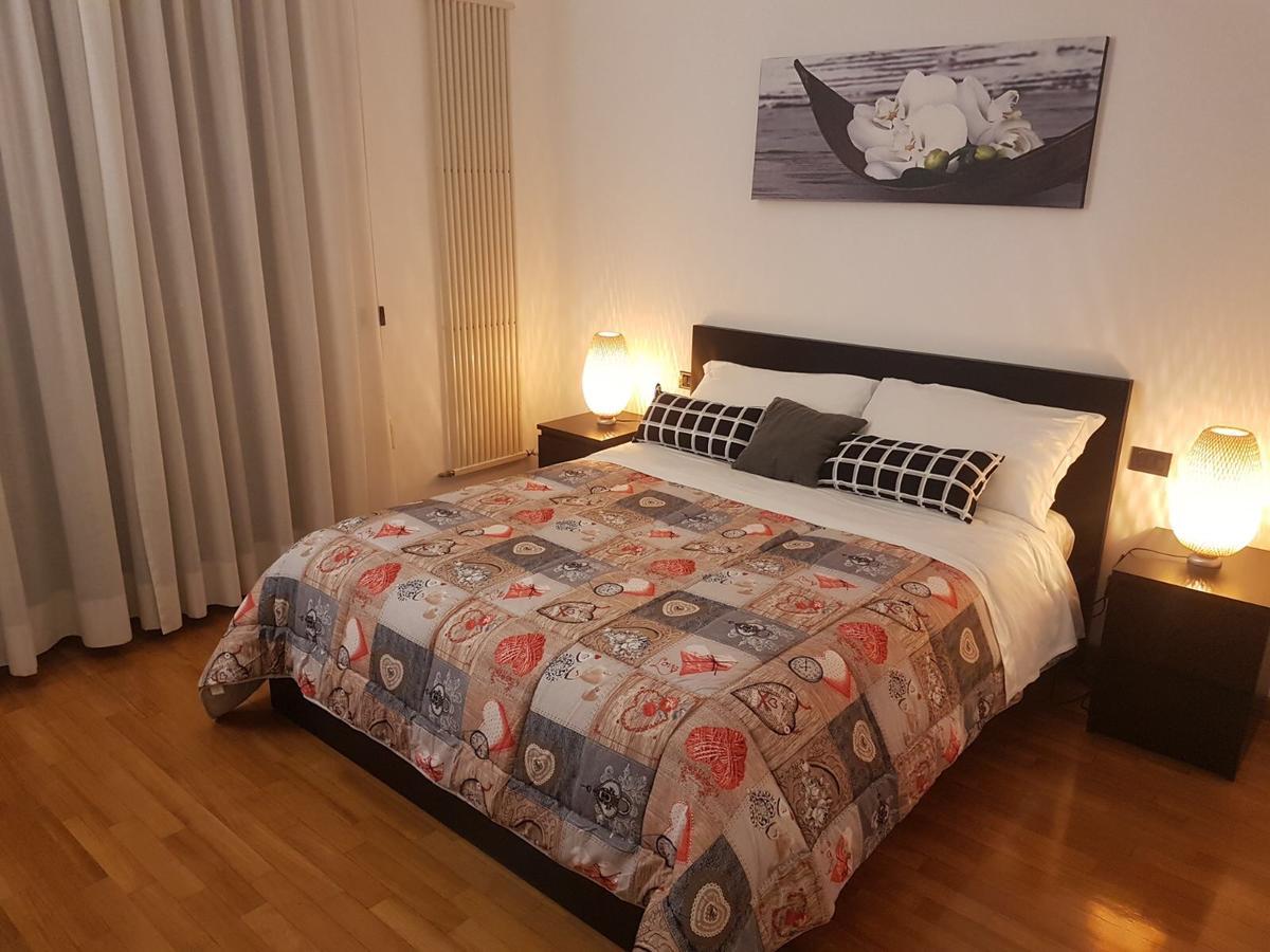 Apartment De Rossi Bari Esterno foto