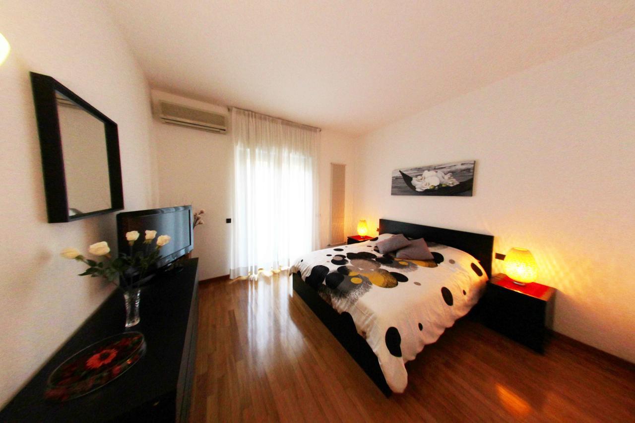 Apartment De Rossi Bari Esterno foto