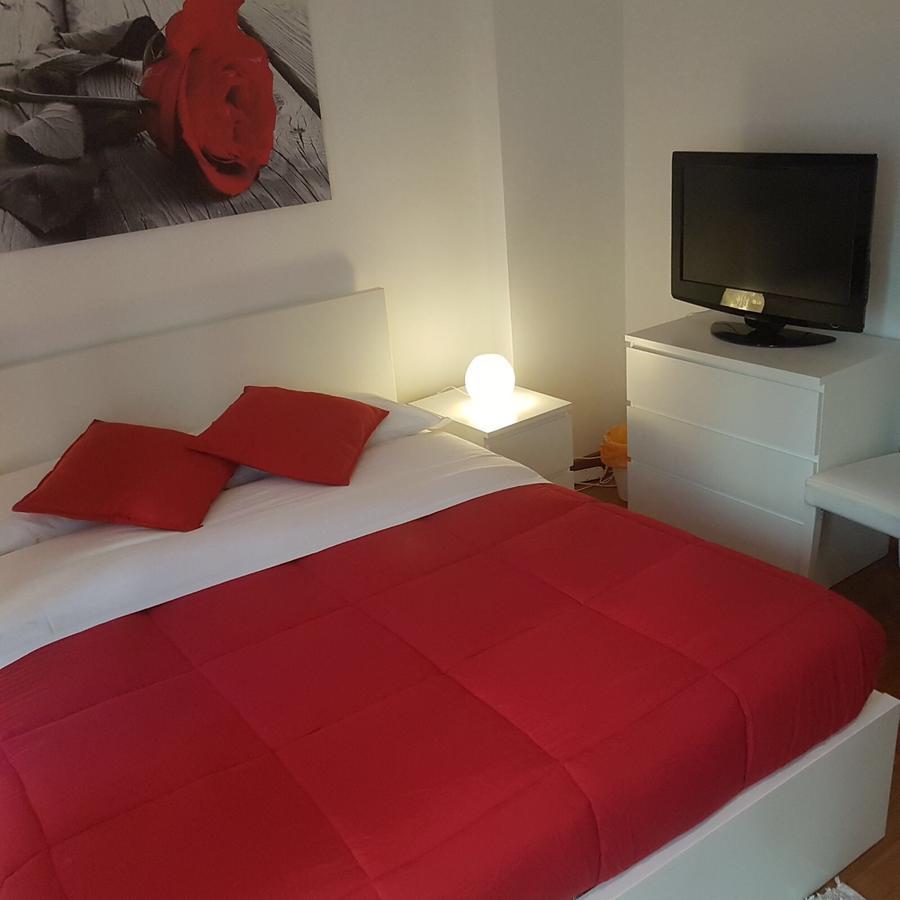 Apartment De Rossi Bari Esterno foto