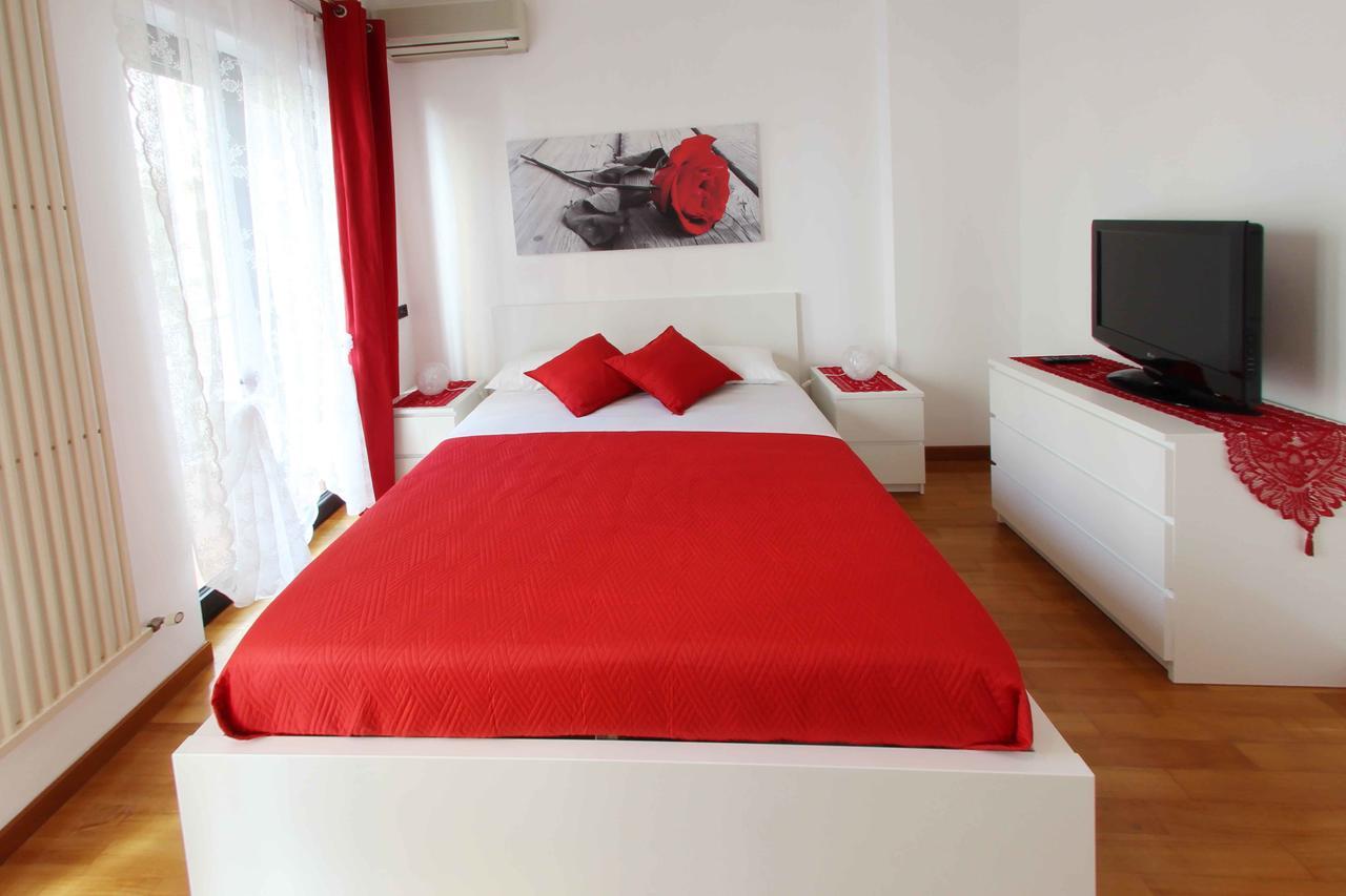 Apartment De Rossi Bari Esterno foto